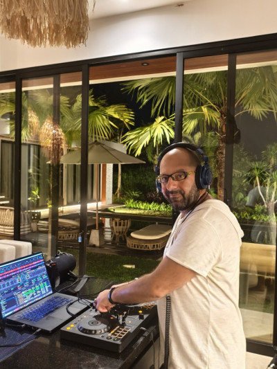 Частный массажист Денис 