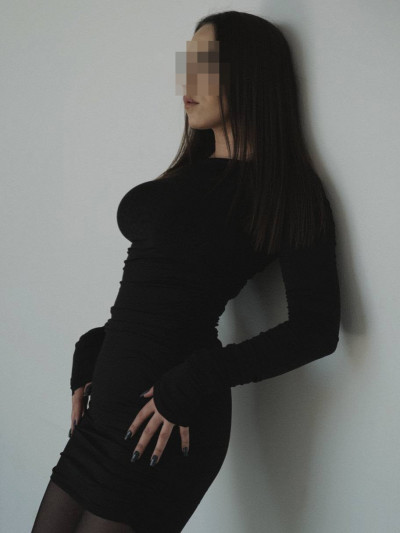 Частная массажистка Адель 