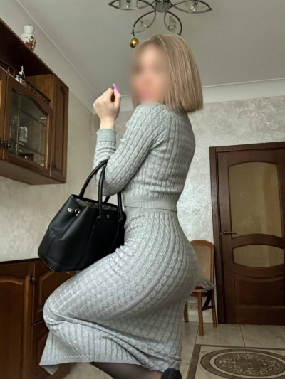 Массажистка Саша салон массажа Амбассадор