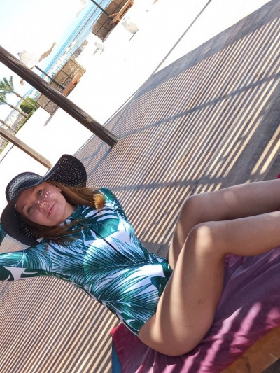 Частная массажистка Вика 