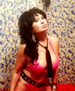 Частная массажистка Вика 