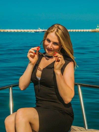 Частная массажистка Юля 