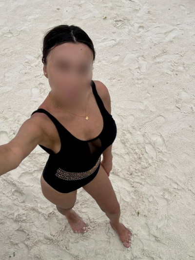 Частная массажистка Дина 