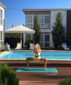 Частная массажистка Кира 