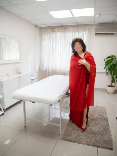 Частная массажистка Полина 