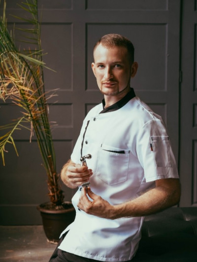 Частный массажист Валерий 