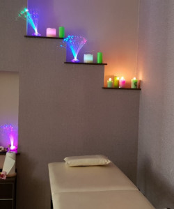 Частная массажистка Вика 