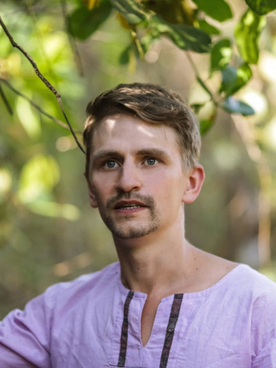 Частный массажист Iskander 