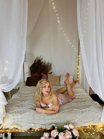 Частная массажистка Ива 