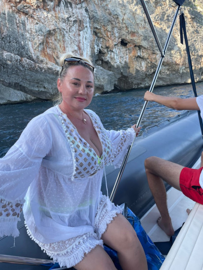 Частная массажистка Вика 