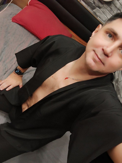 Частный массажист Дмитрий Карпенко 